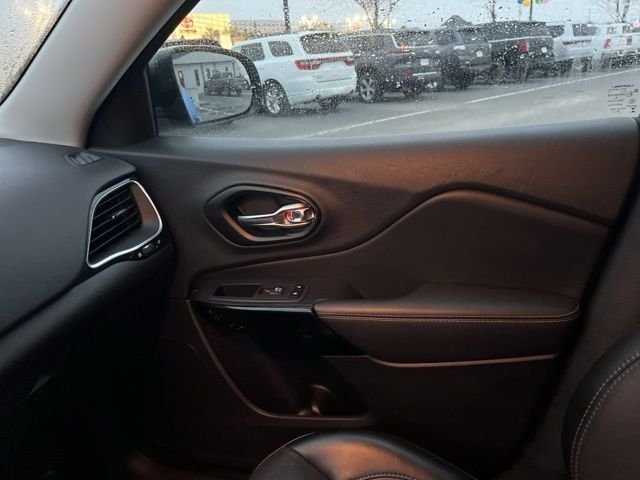 2023 Jeep Cherokee Altitude Lux - Photo 29