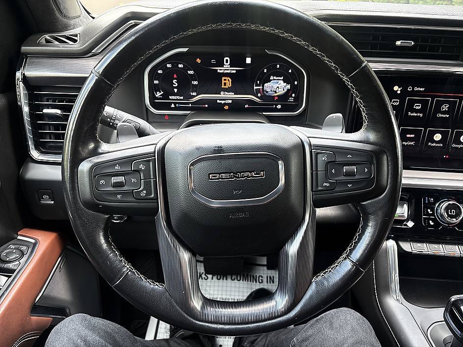 Used 2023 Onyx Black GMC Denali Ultimate image 13