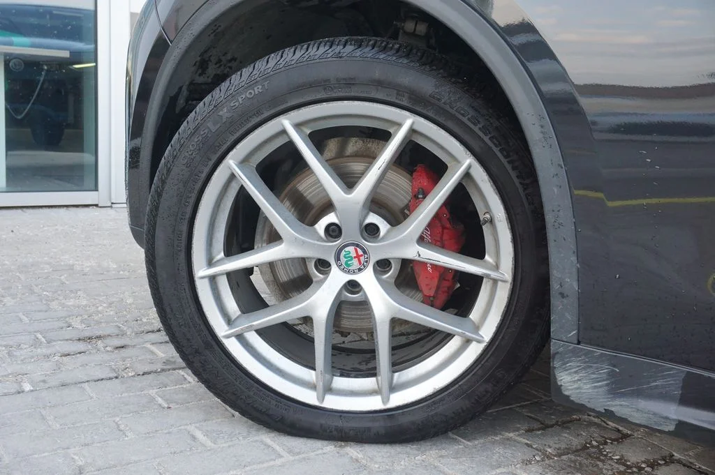 Used 2018 Black Alfa Romeo Ti image 32