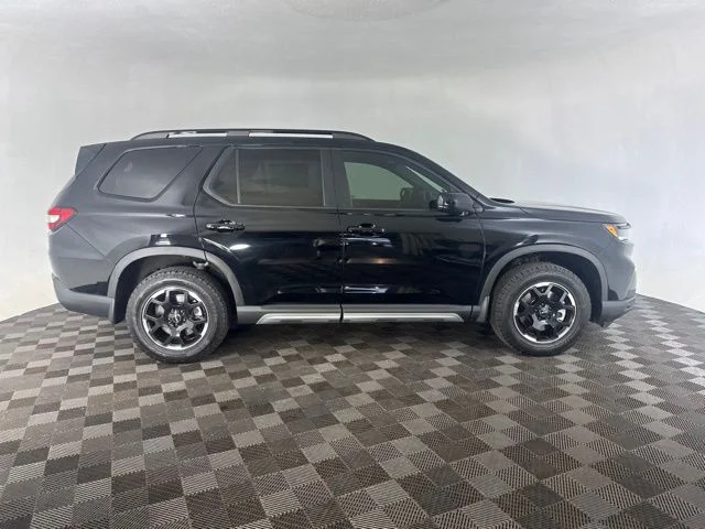 Used 2025 Black Honda TrailSport image 4