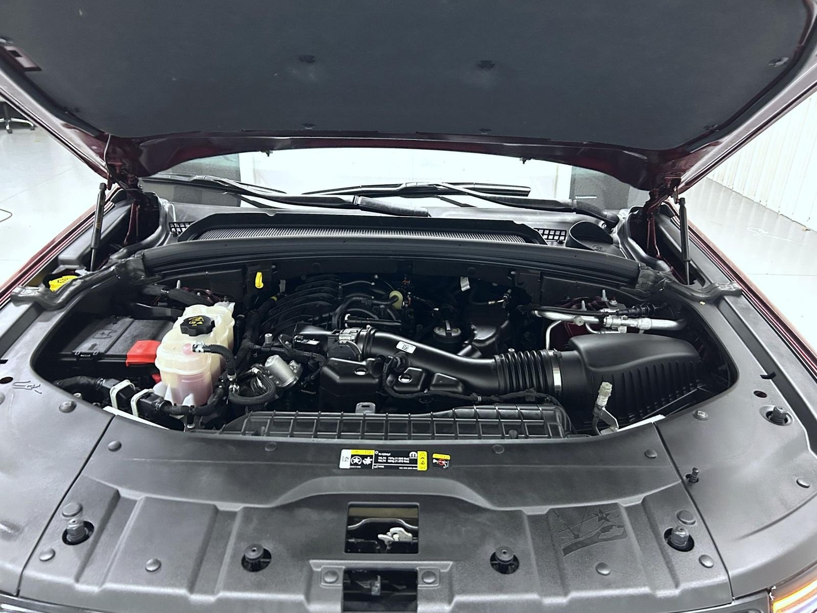 Used 2025 Red Jeep Limited image 24