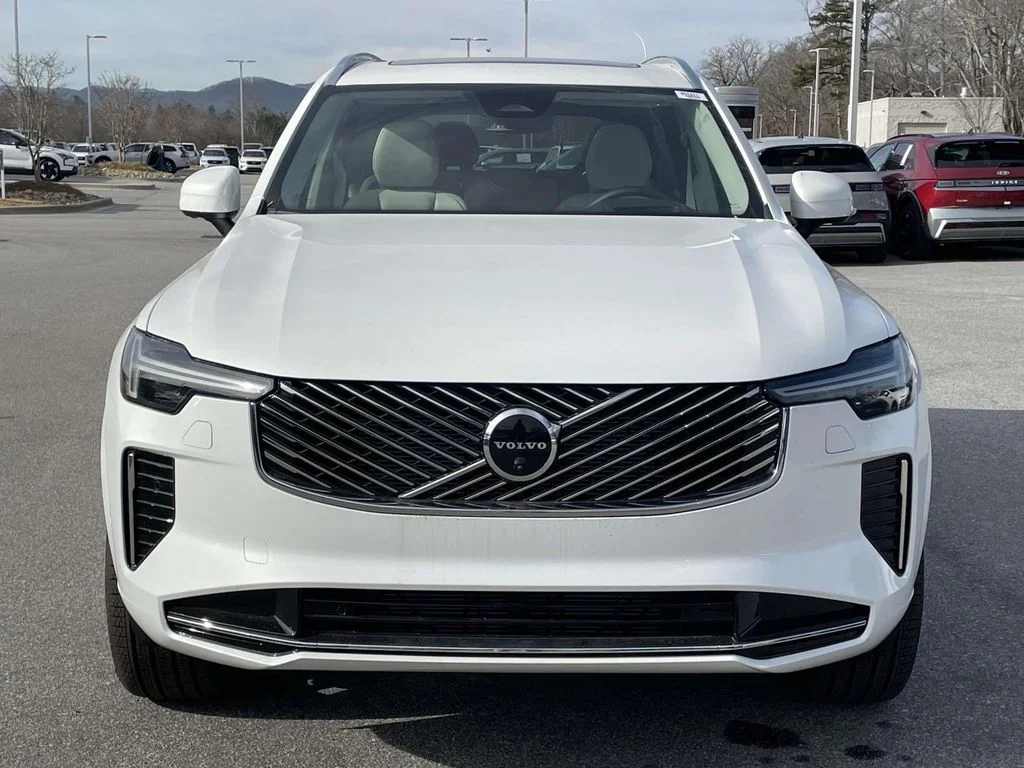 2026 Volvo XC90 Ultra - Photo 23