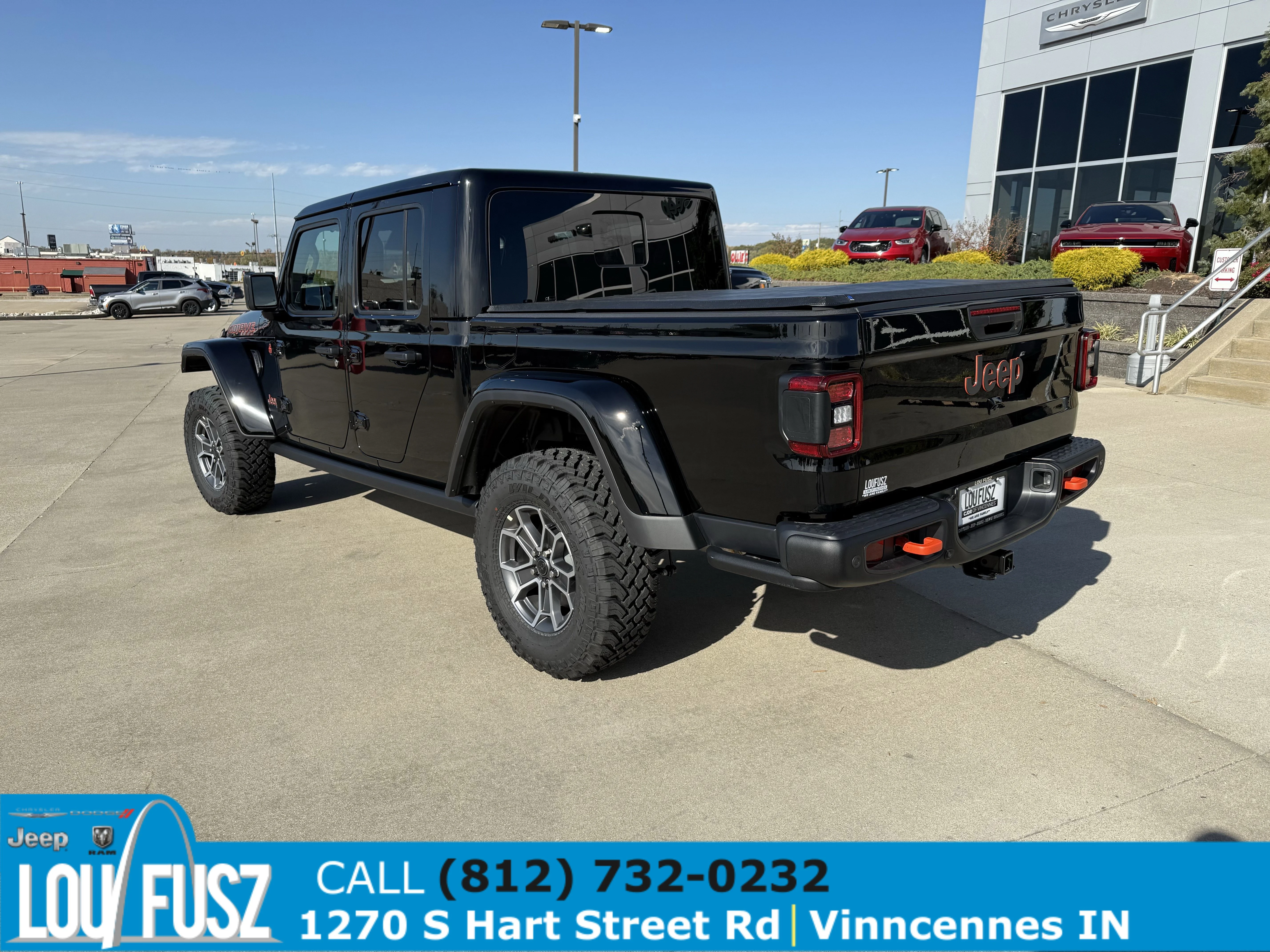 New 2026 Black Clear-Coat Exterior Paint Jeep Mojave X image 2