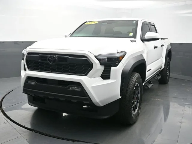 2025 Toyota Tacoma Hybrid TRD Off Road
