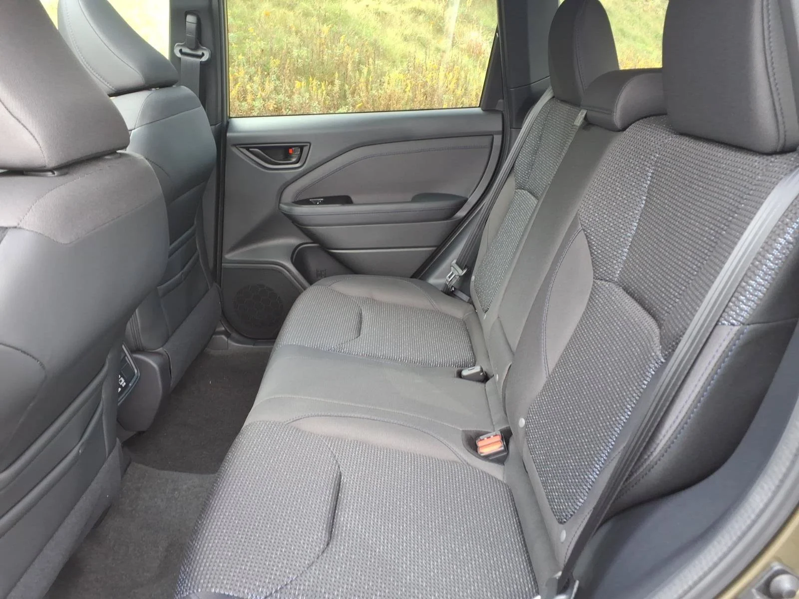 New 2026 AUTUMN GREEN METALLIC Subaru Premium image 7