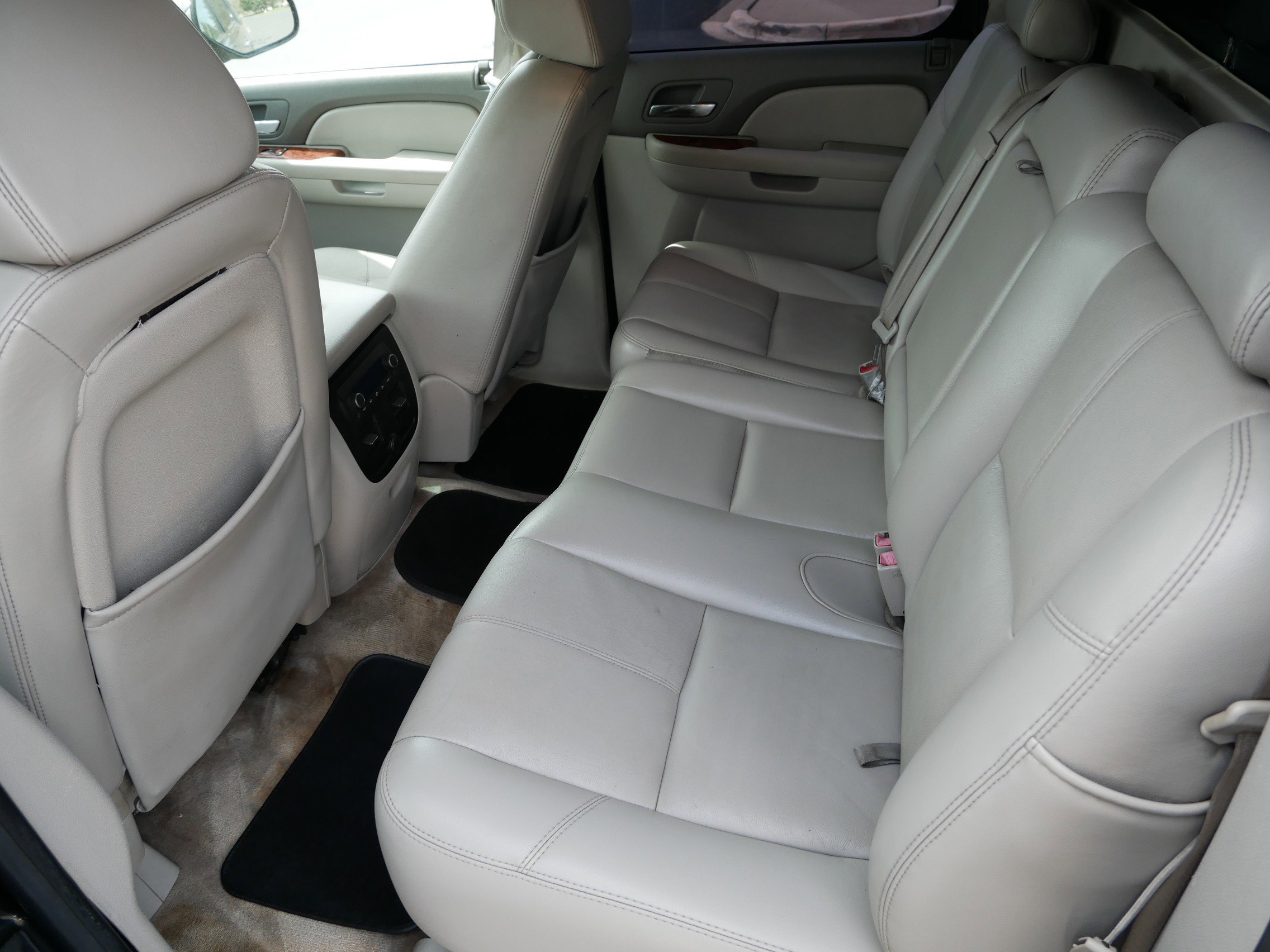 Used 2008 Black Chevrolet LT w/2LT image 12