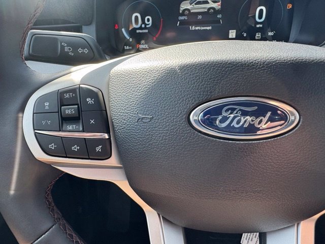 New 2027 Avalanche Gray Ford Active image 28