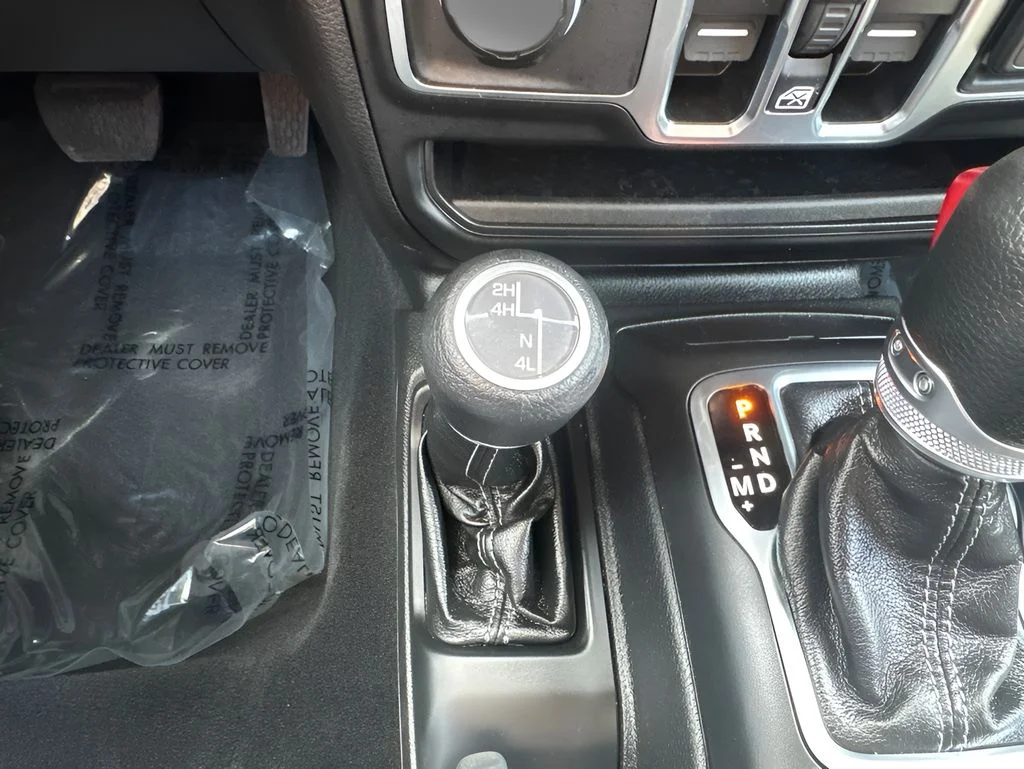 Used 2025 Gray Jeep Sport S image 21