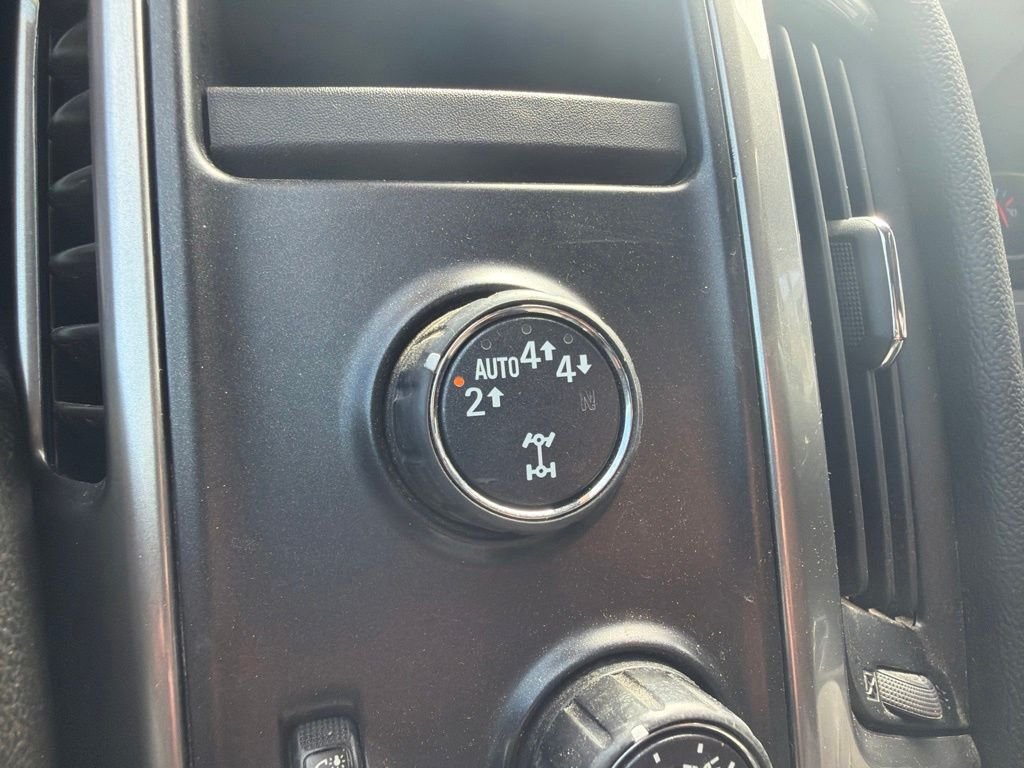 Used 2018 Blue Chevrolet LT image 18