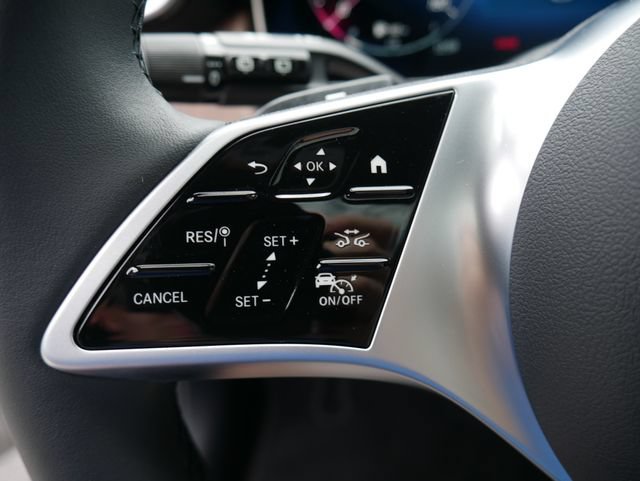 New 2027 Graphite Grey Metallic Mercedes-Benz GLC 300 image 32
