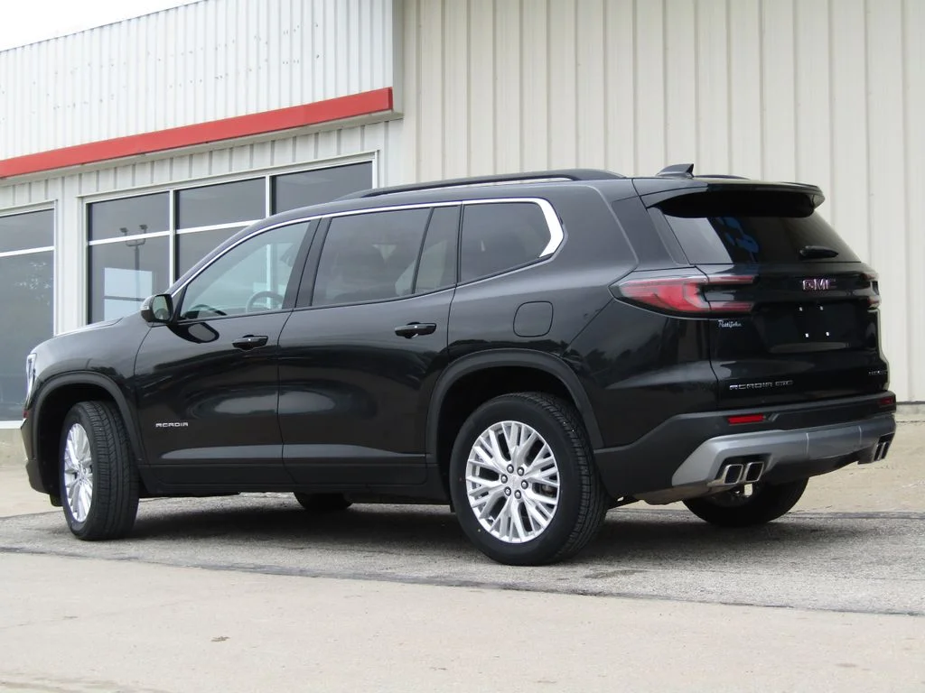 Used 2024 Black GMC Elevation image 10