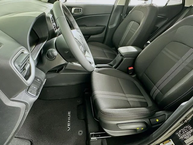 New 2026 Hyundai VENUE SEL