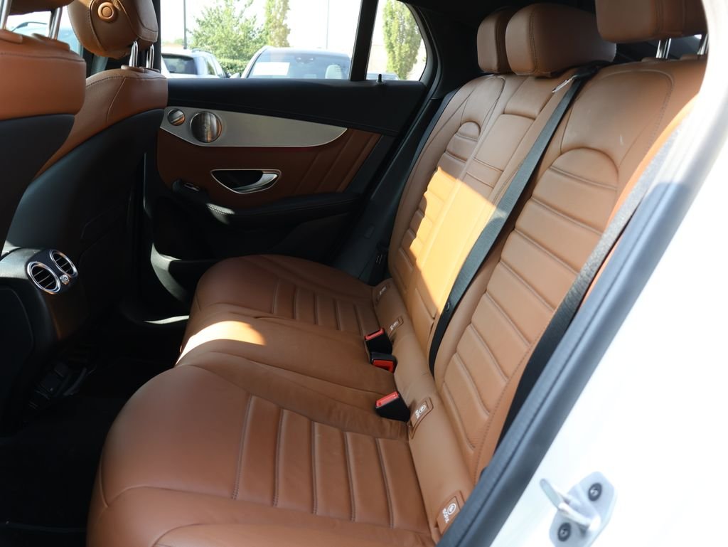 Used 2023 MANUFAKTUR Diamond White Metallic Mercedes-Benz GLC 43 AMG® image 14