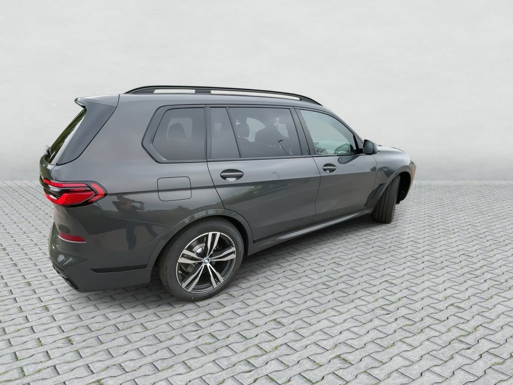 New 2027 Dravit Grey Metallic BMW xDrive40i image 9
