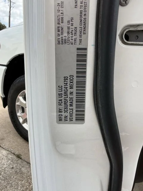 Used 2024 White Ram Laramie image 28