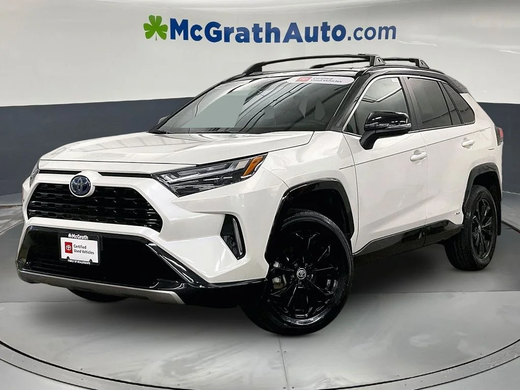 Certified Used 2022 White Toyota XSE image 2