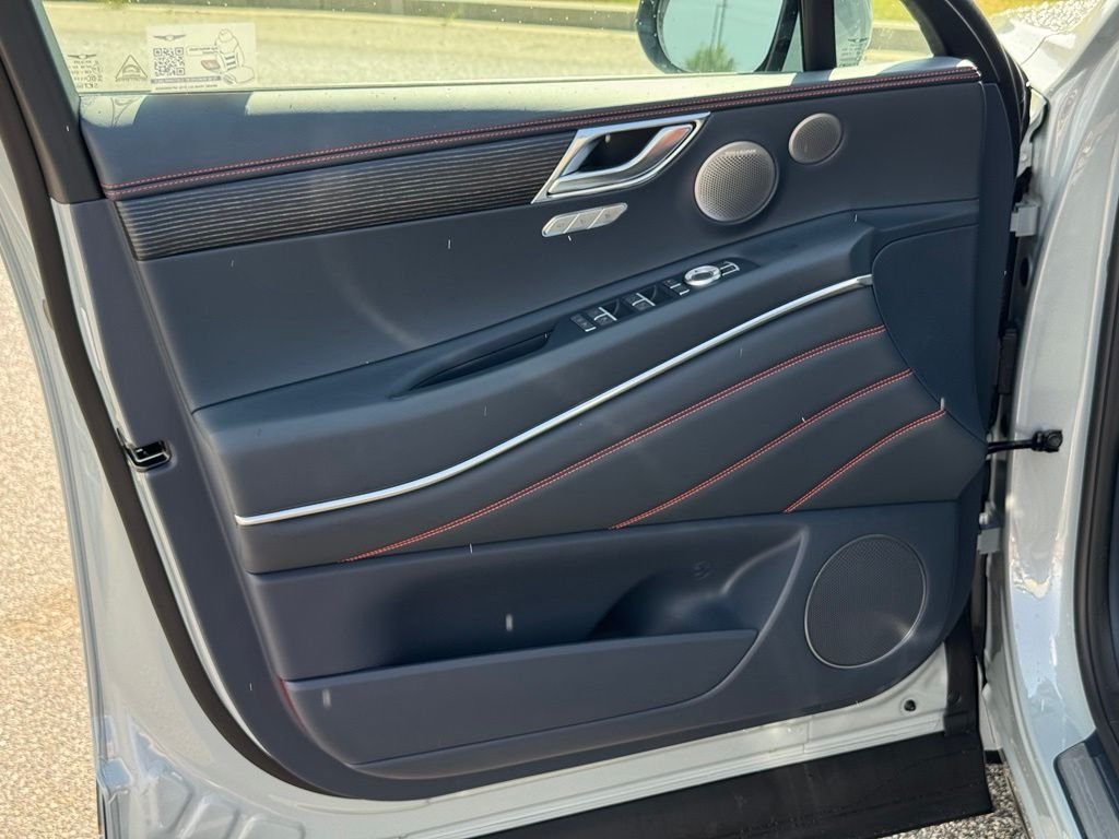 New 2027  Genesis 3.5T e-SC image 25
