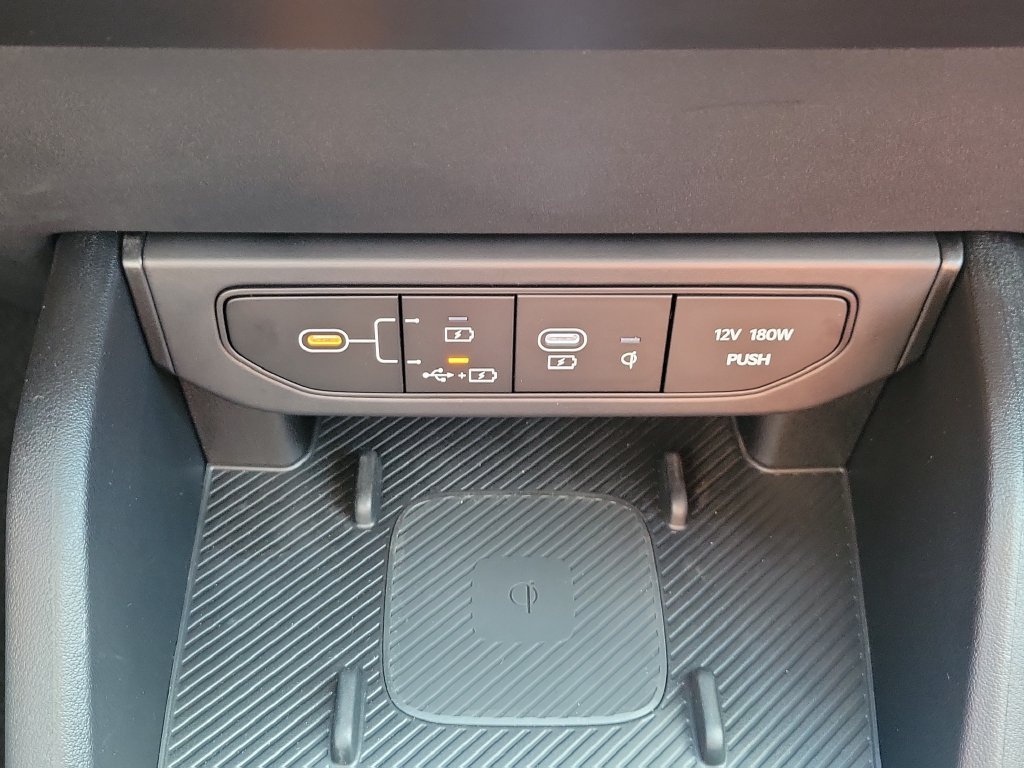 New 2026 Snow White Pearl Kia GT-Line image 32