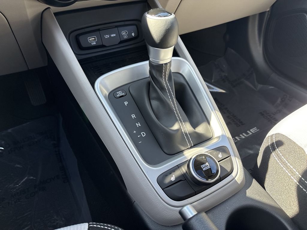 2026 Hyundai Venue SEL - Photo 20