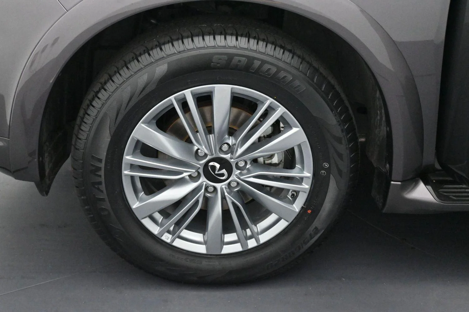 Used 2024 Anthracite Gray INFINITI LUXE image 47