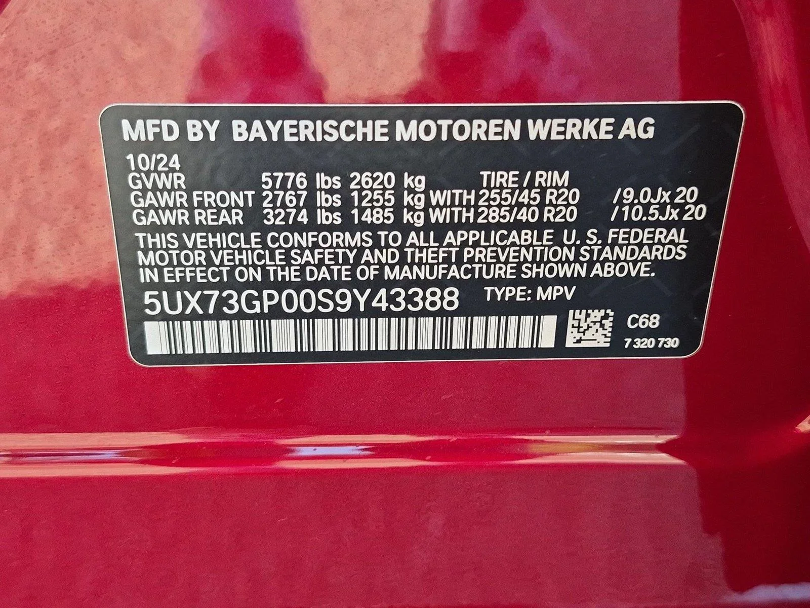 Used 2025 Vegas Red Metallic BMW M50 xDrive image 37