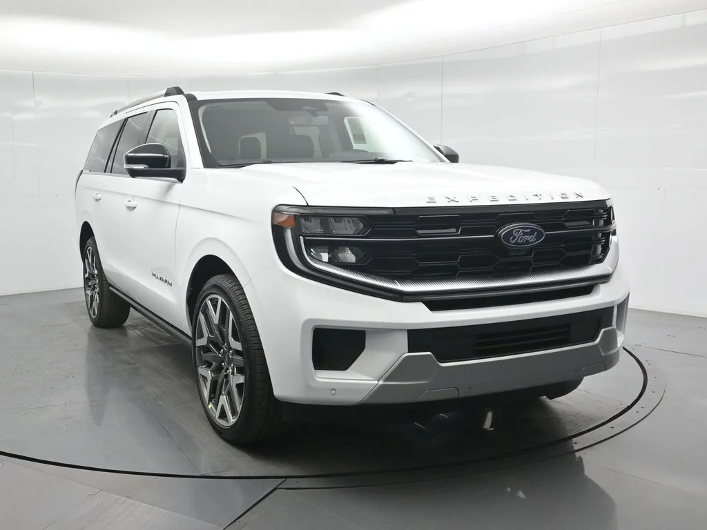 New 2025 Oxford White Ford Platinum image 25