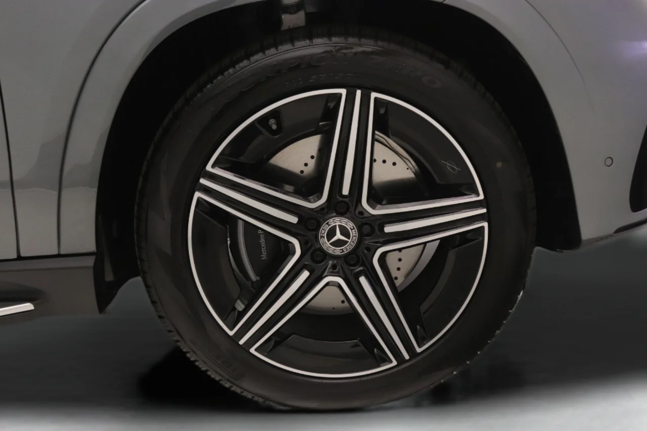 New 2026 Selenite Grey Metallic Mercedes-Benz 580 4MATIC® image 12