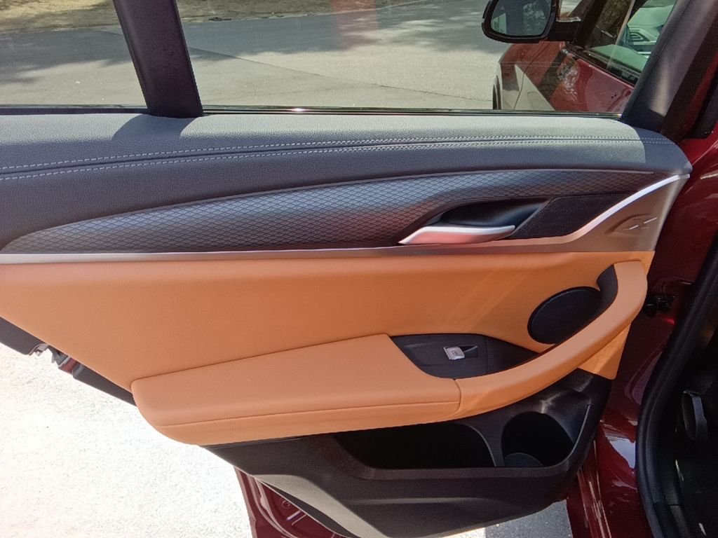 Used 2025 Aventurin Red Metallic BMW M40i image 25