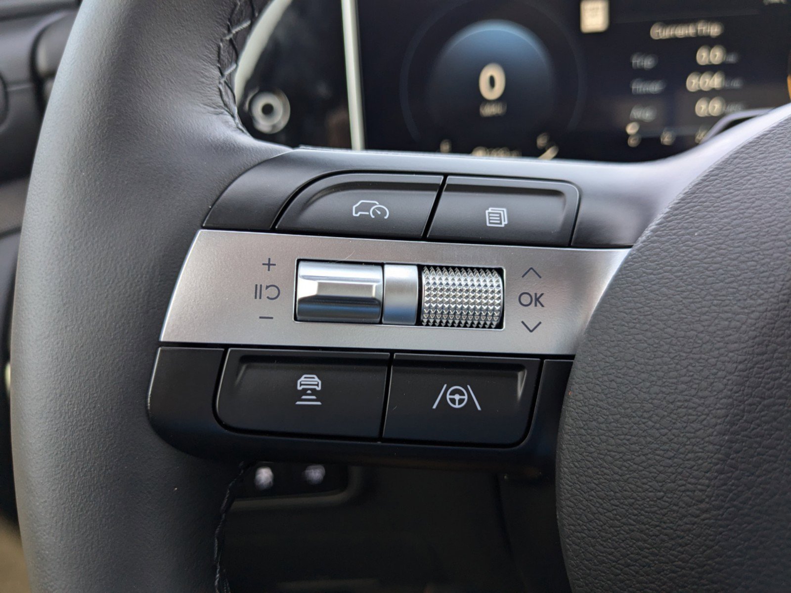 New 2025 Phantom Black Hyundai Limited image 20