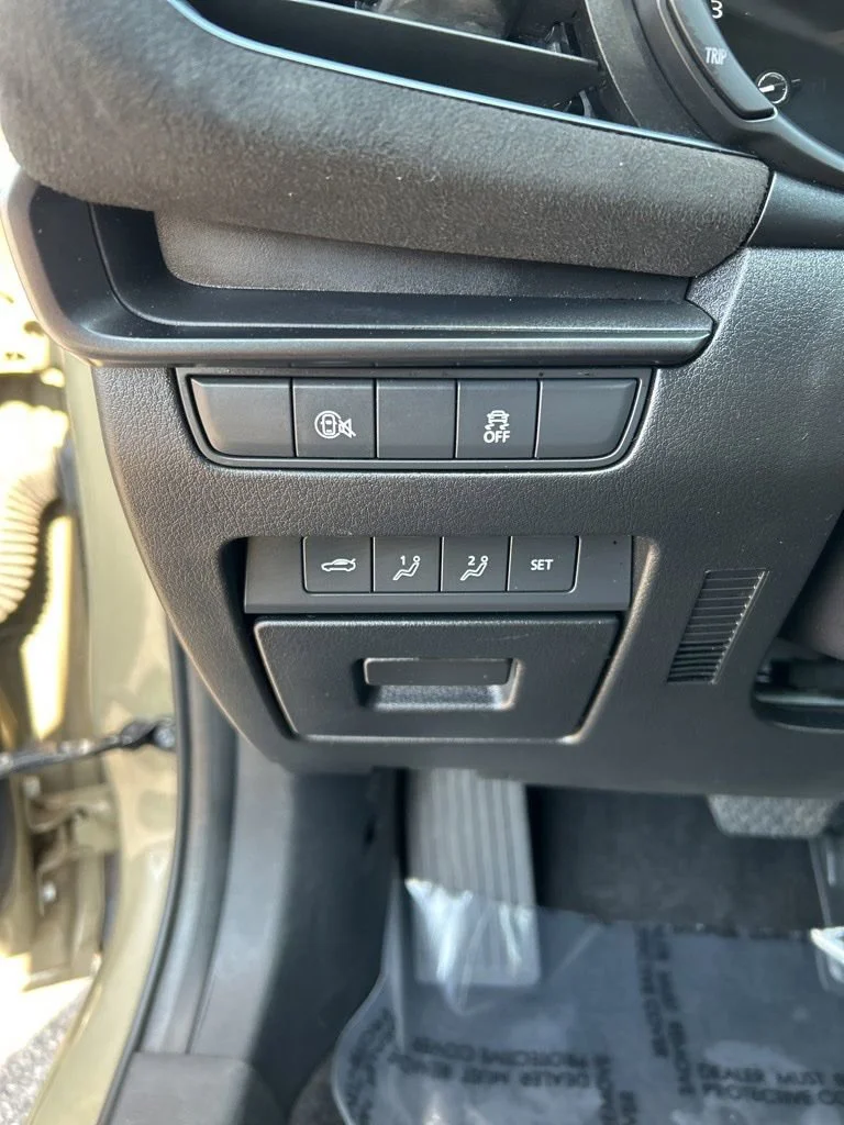 Used 2024  Mazda 2.5 Carbon Turbo image 24