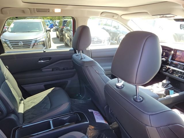 New 2026 Nissan Pathfinder Platinum