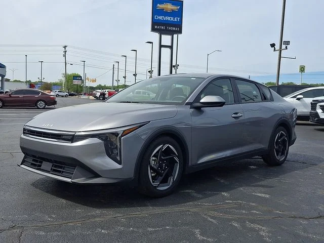 Used 2025 Gray Kia EX image 3