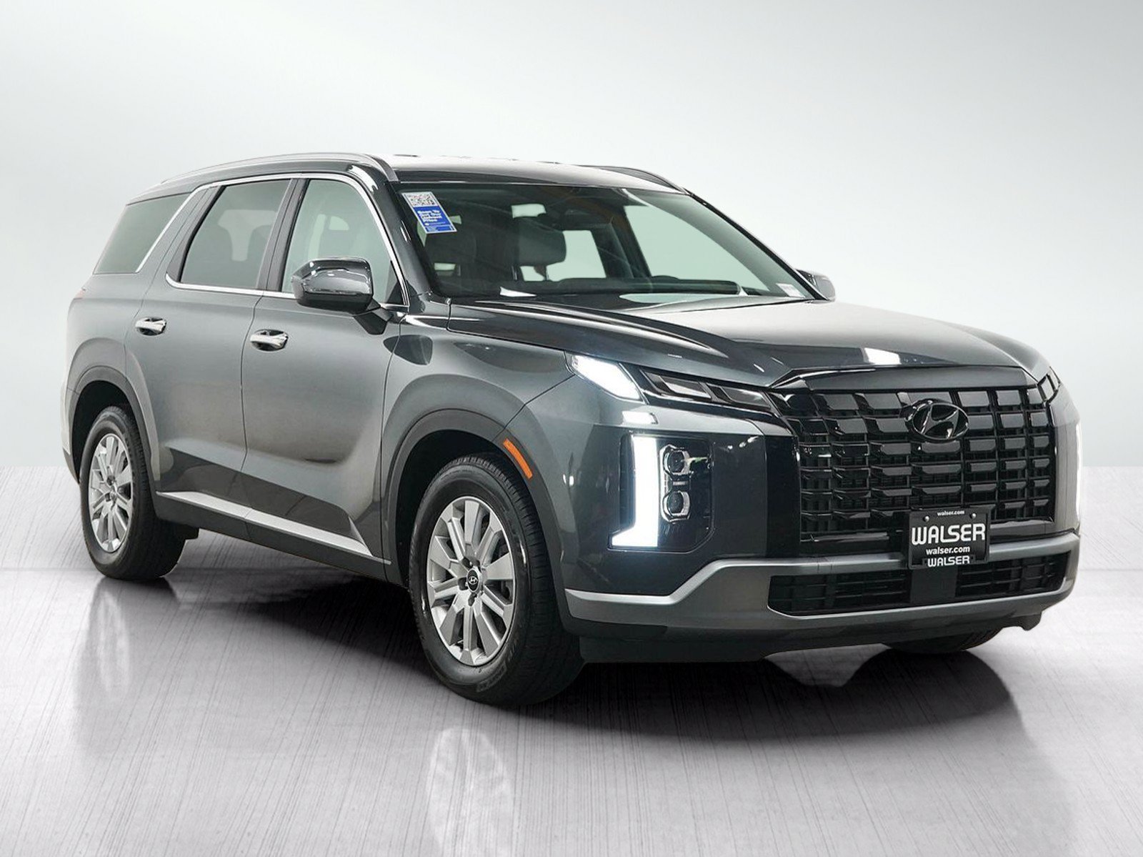 Certified Used 2025 Steel Graphite Hyundai SEL AWD image 8
