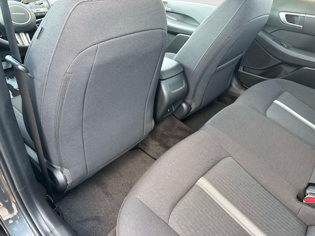New 2025 Portofino Gray Hyundai SEL Convenience image 44