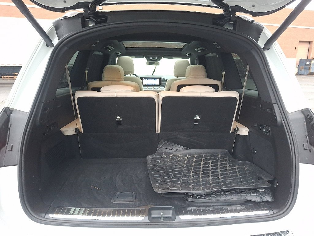 Certified Used 2024  Mercedes-Benz GLS 450 image 29