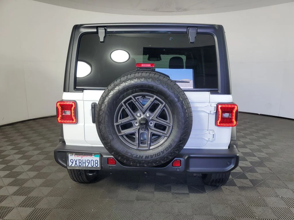 2026 Jeep Wrangler 4-Door Sport S - Photo 5