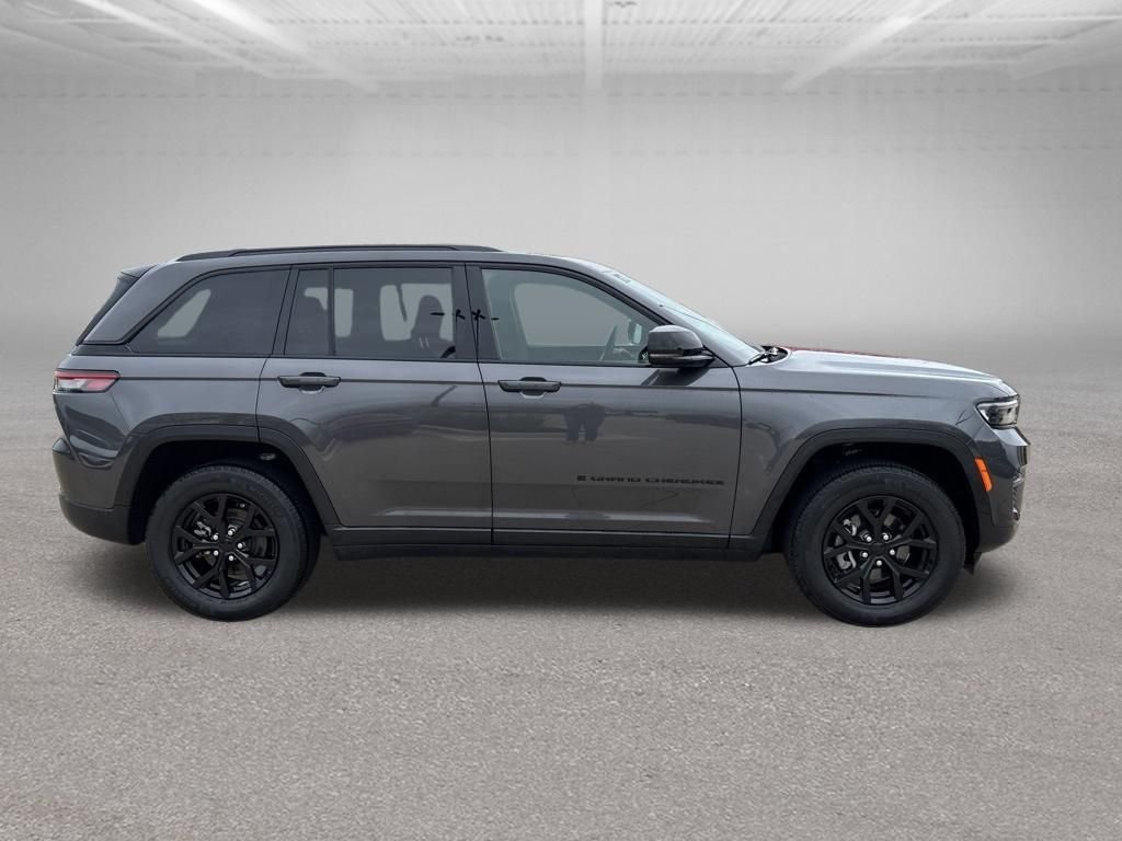 2025 Jeep Grand Cherokee Altitude - Photo 6