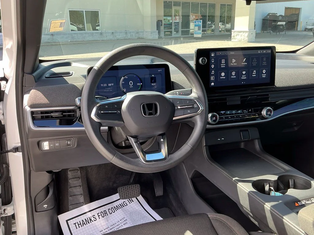 Used 2024  Honda EX image 29