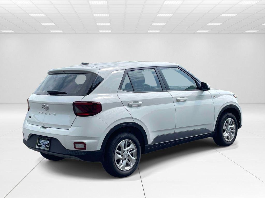 New 2026 White Hyundai SE image 6