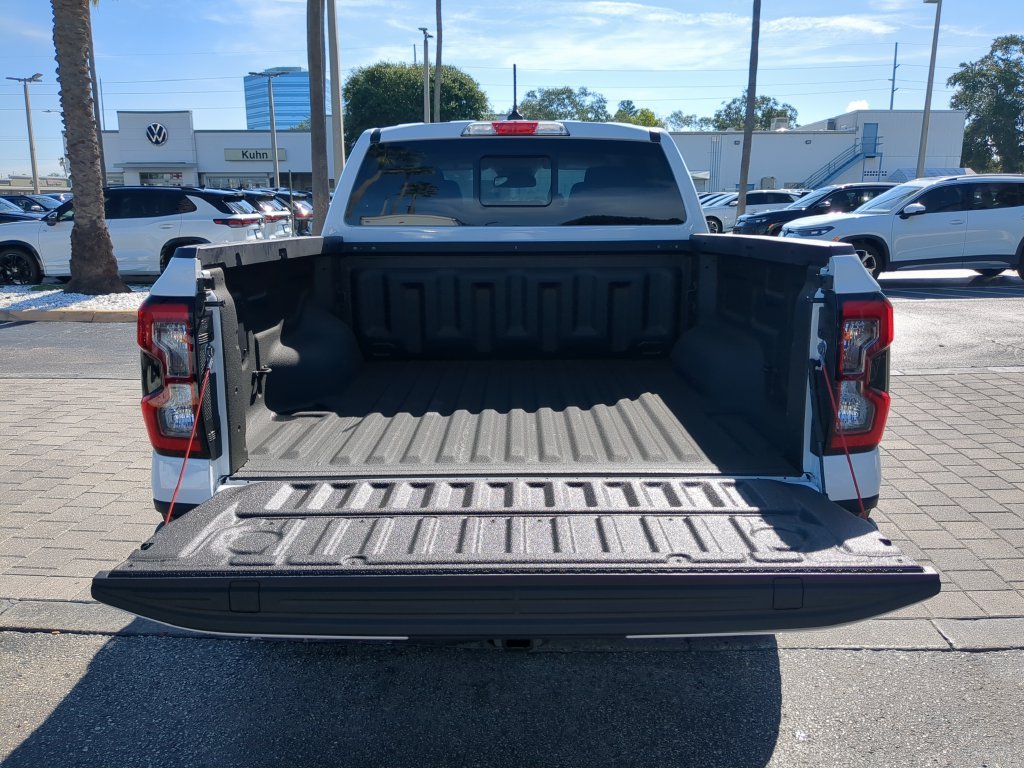 Used 2025 White Ford XLT image 9