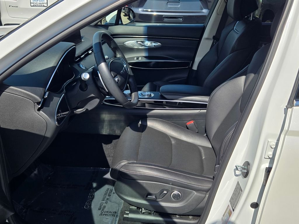 2025 GENESIS GV70 Standard - Photo 31