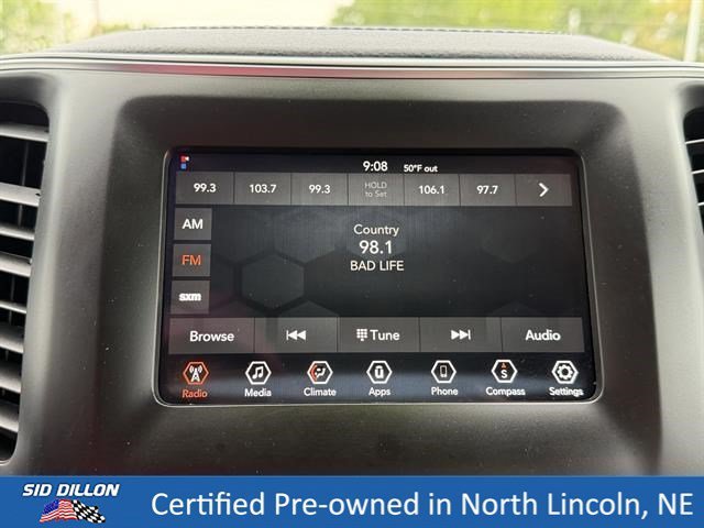Used 2020 Light Brownstone Pearlcoat Jeep Latitude image 13