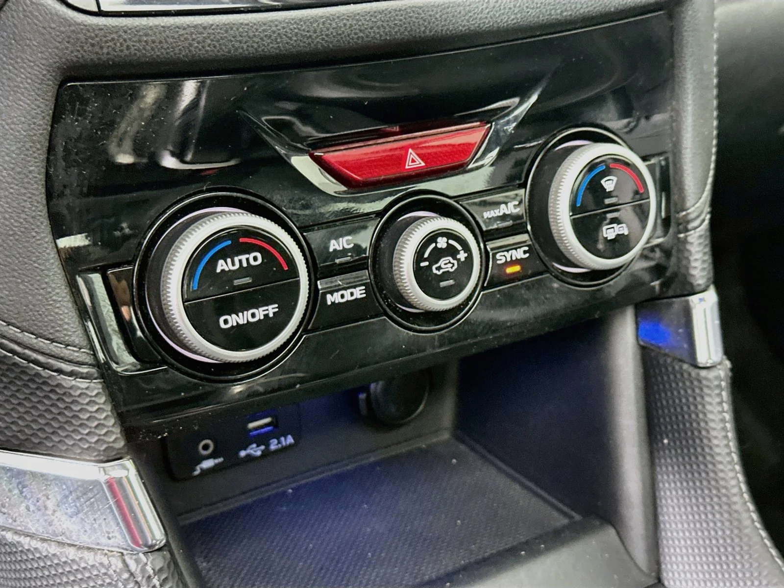 Used 2021 Crystal White Pearl Subaru Touring image 16
