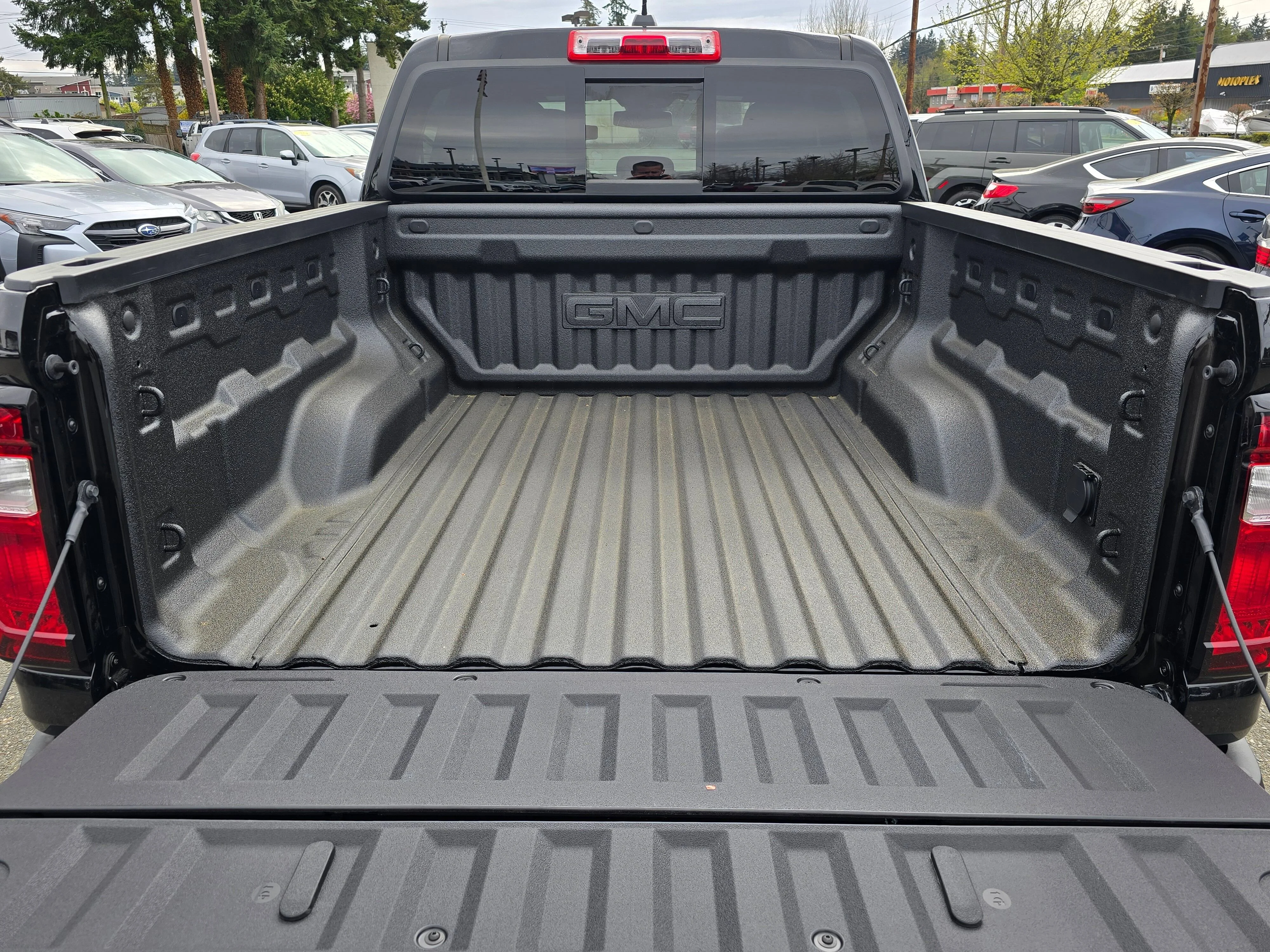 2026 GMC Canyon Elevation - Photo 12