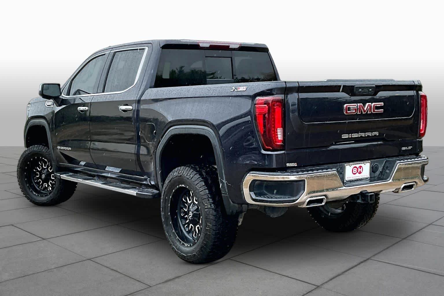 Used 2023 Titanium Rush Metallic GMC SLT image 12