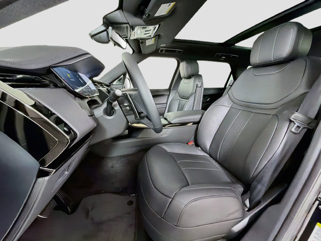 New 2027 Santorini Black Land Rover Dynamic SE P400 image 22