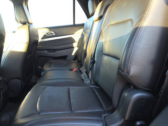 Used 2018 Silver Ford XLT image 10