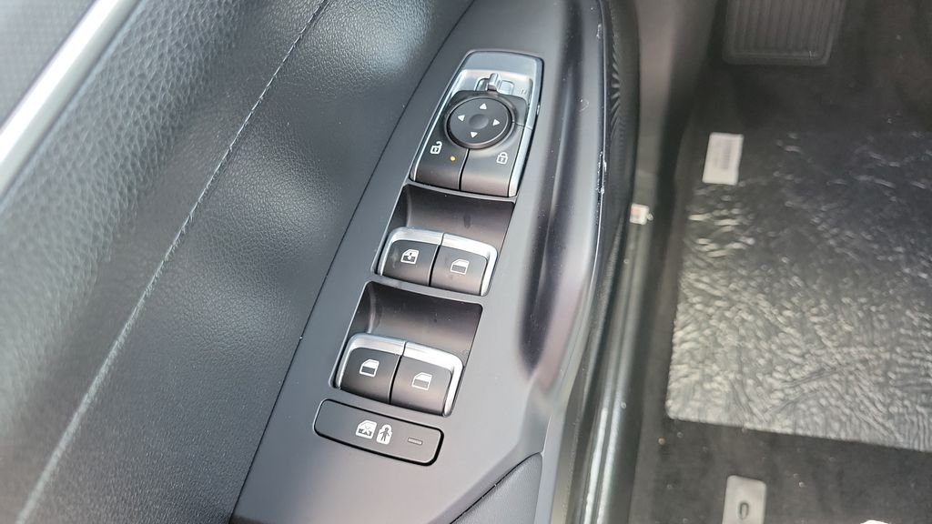 New 2026 Snow White Pearl Kia LXS FWD image 22