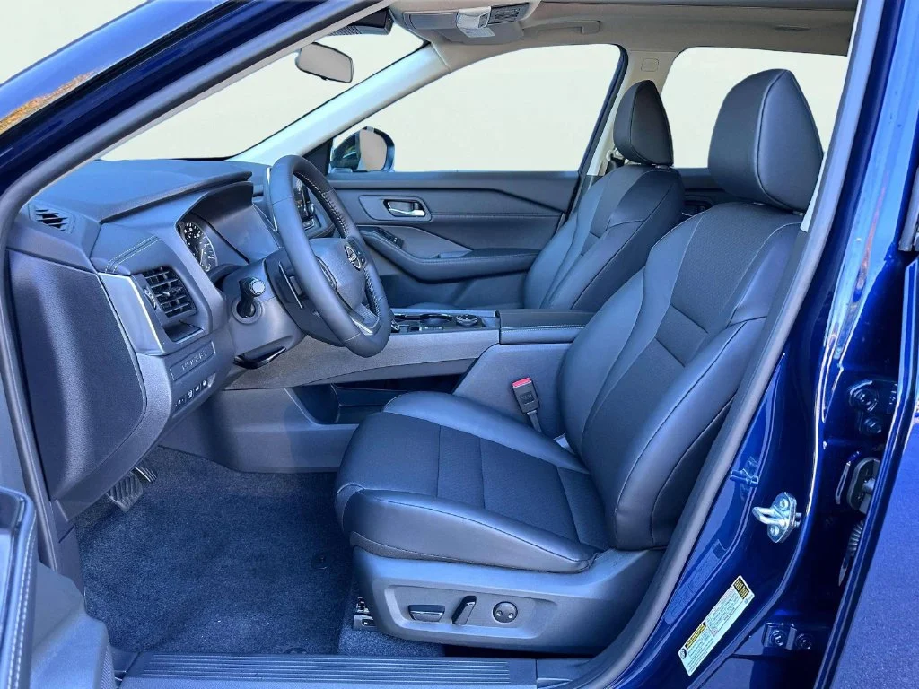 New 2027 Deep Ocean Blue Pearl Nissan Dark Armor image 13