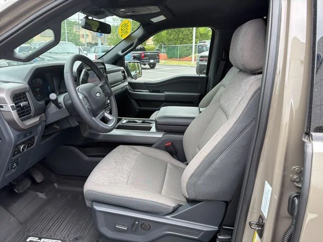 Used 2026 Gray Ford XLT image 16